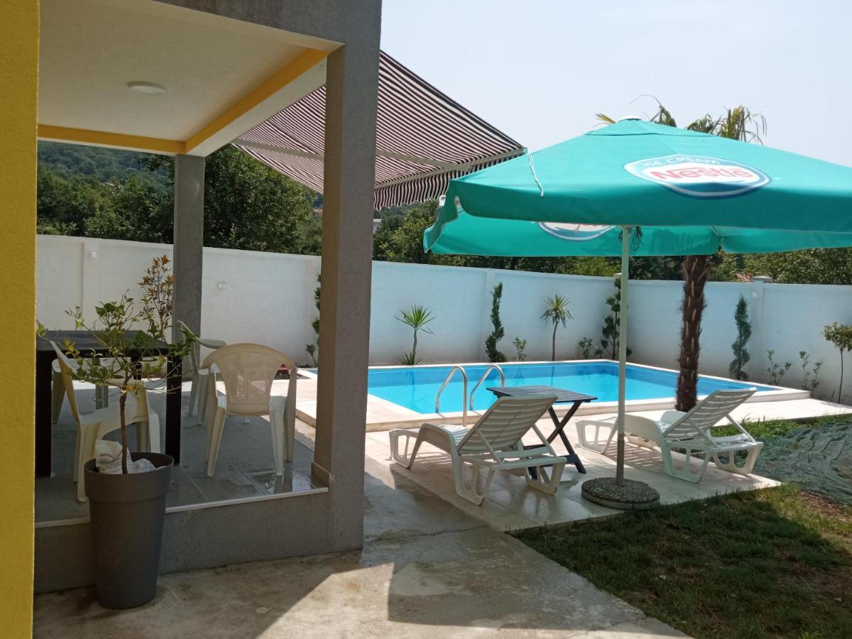 House With Pool - Mitrovic Villa Herceg Novi Bagian luar foto
